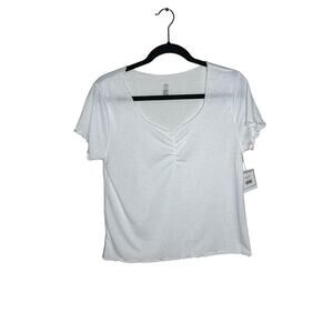 NWT White V-neck Short Sleeve Top Women's Size XL